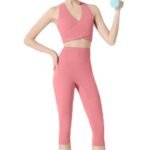 Pink Criss‑Cross Top Capri Leggings Yoga Set